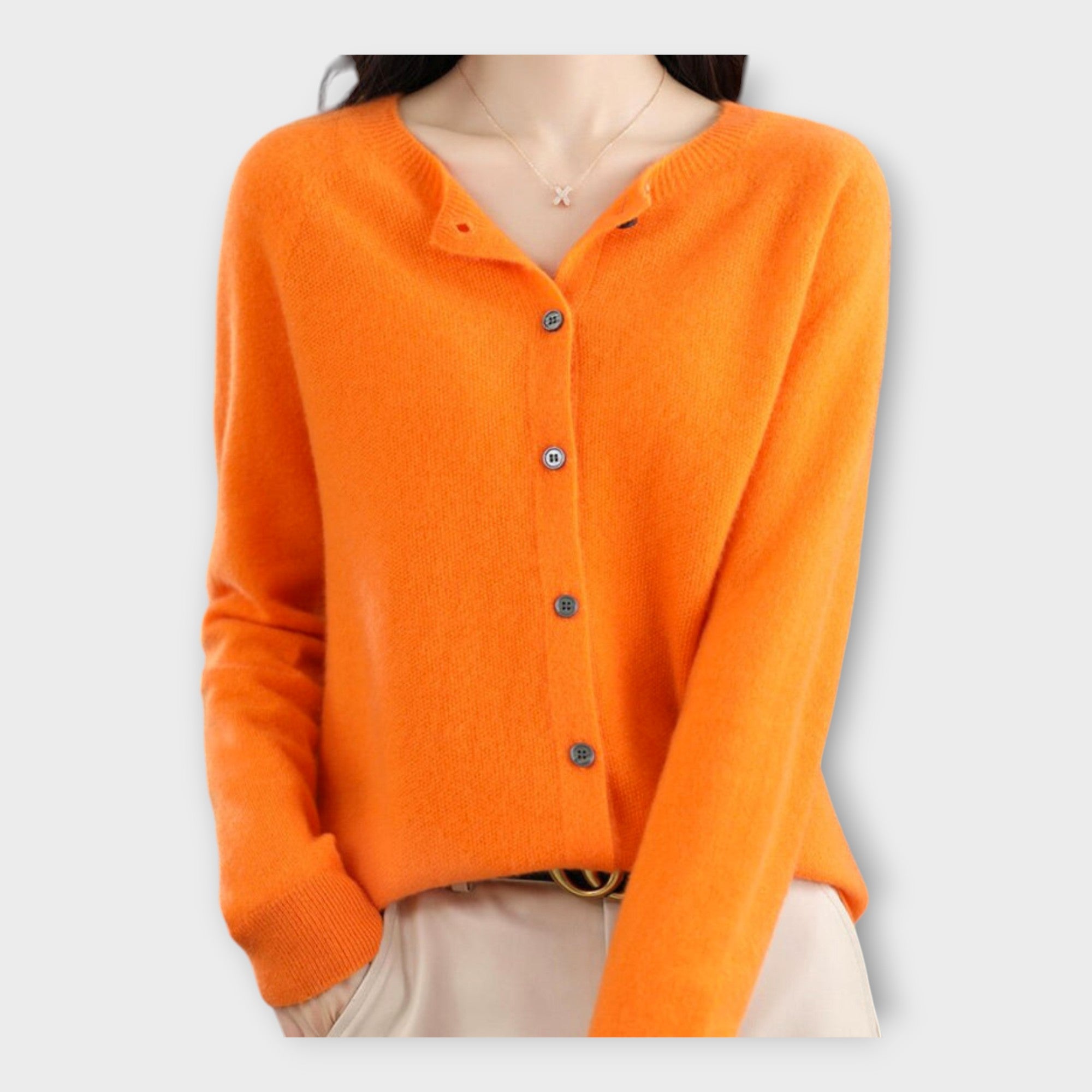 Amy | Elegant cardigan with buttons
