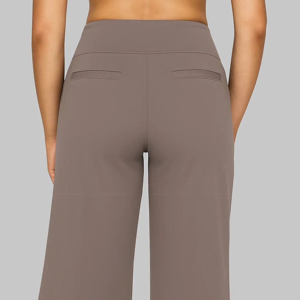 Clara | The comfortable stretch pants for every woman